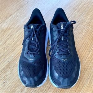 HOKA One One Clifton 7